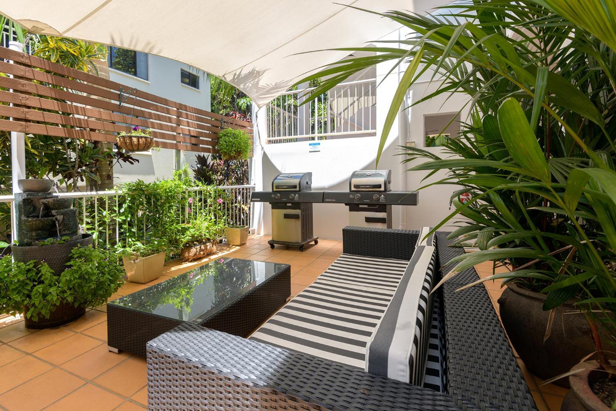 Port Douglas Apartments - Adults Only Oasis Exterior foto