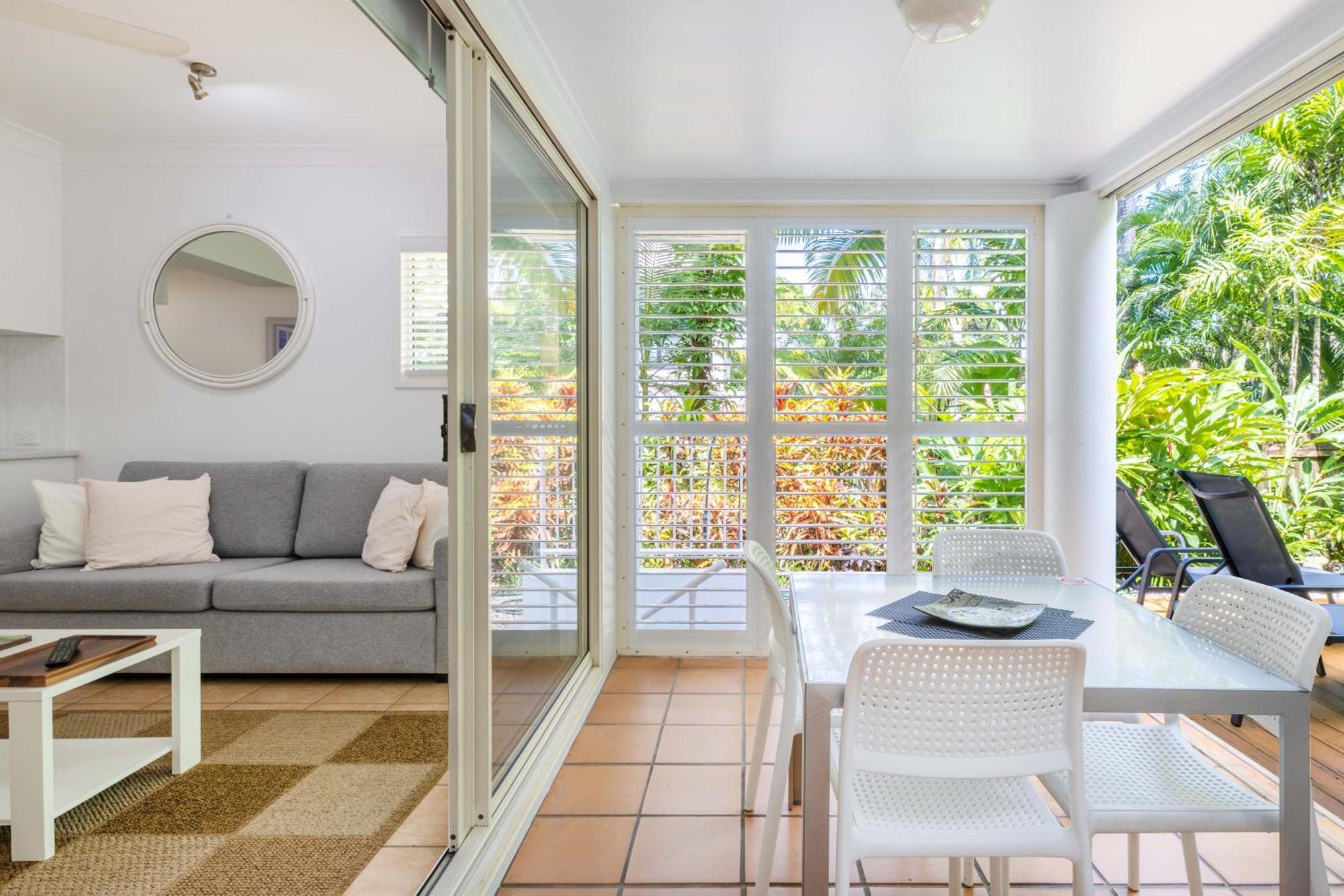 Port Douglas Apartments - Adults Only Oasis Exterior foto